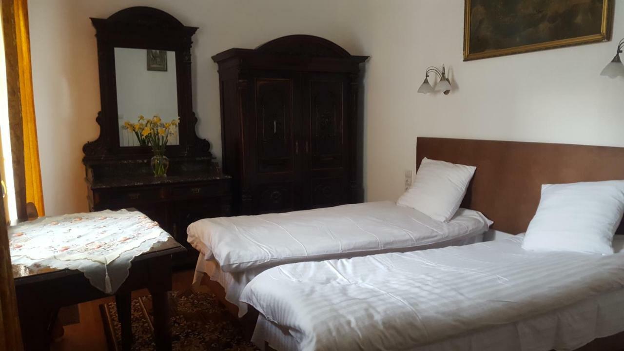 Room In An Old House Truskavec Exteriér fotografie