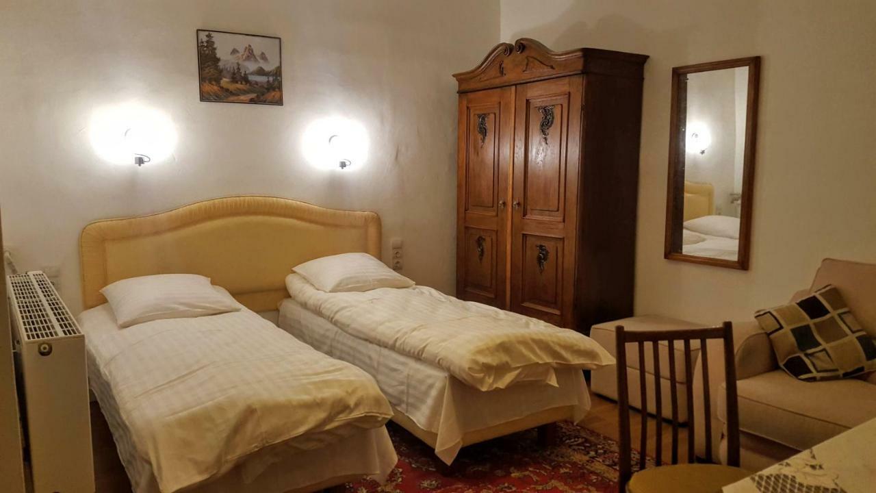 Room In An Old House Truskavec Exteriér fotografie